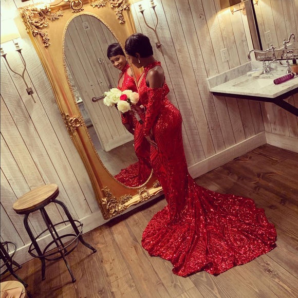 Prom Gown - Picture 4 of 7